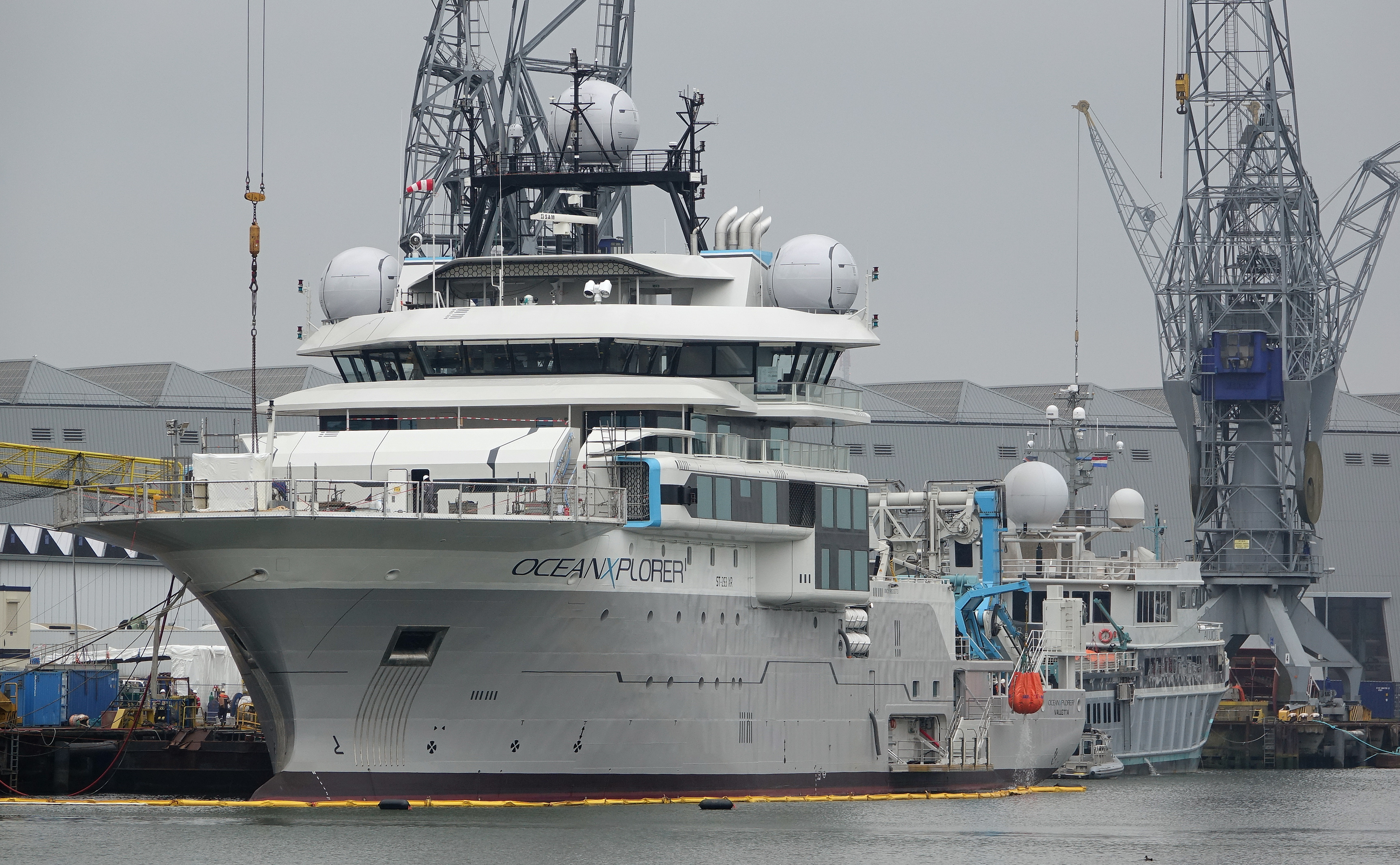OceanXplorer in port